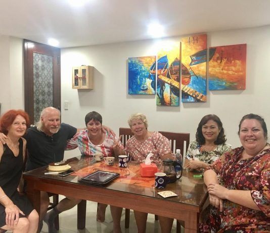 Những vị khách nước ngoài lưu trú tại Mai home